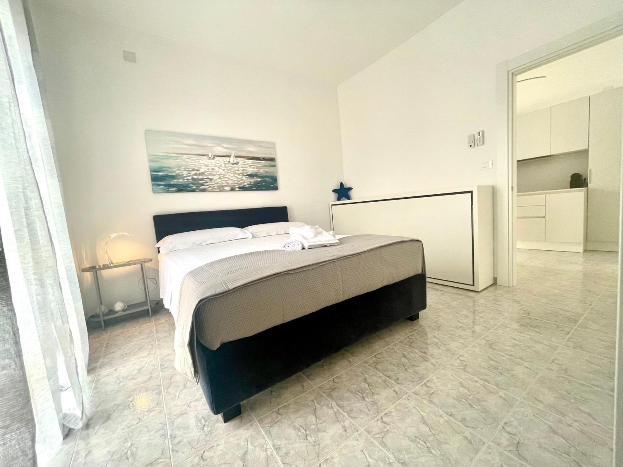 Ostuni Ayla Apartments Вилланова-ди-Остуни Экстерьер фото